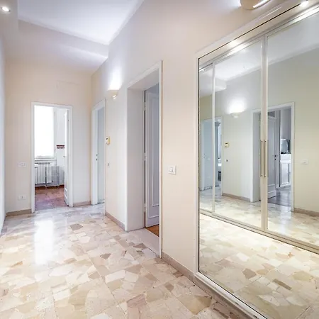 Yid D'azeglio Luxury With Parking Apartamento