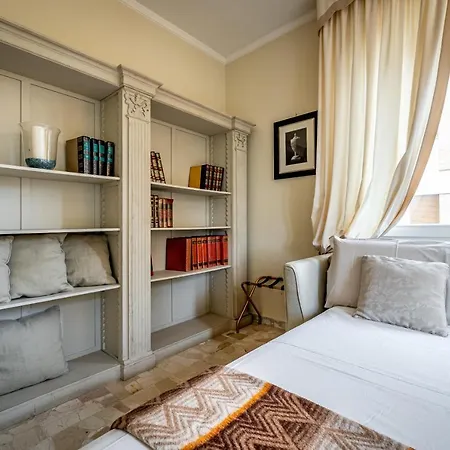 Yid D'azeglio Luxury With Parking Apartamento *