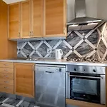 Yid D'azeglio Luxury With Parking דירה