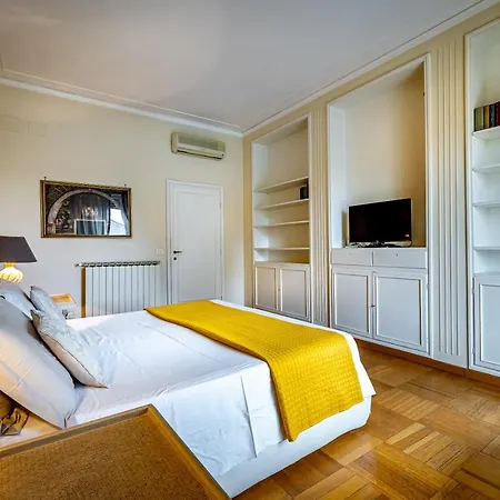 Apartman Yid D'azeglio Luxury With Parking